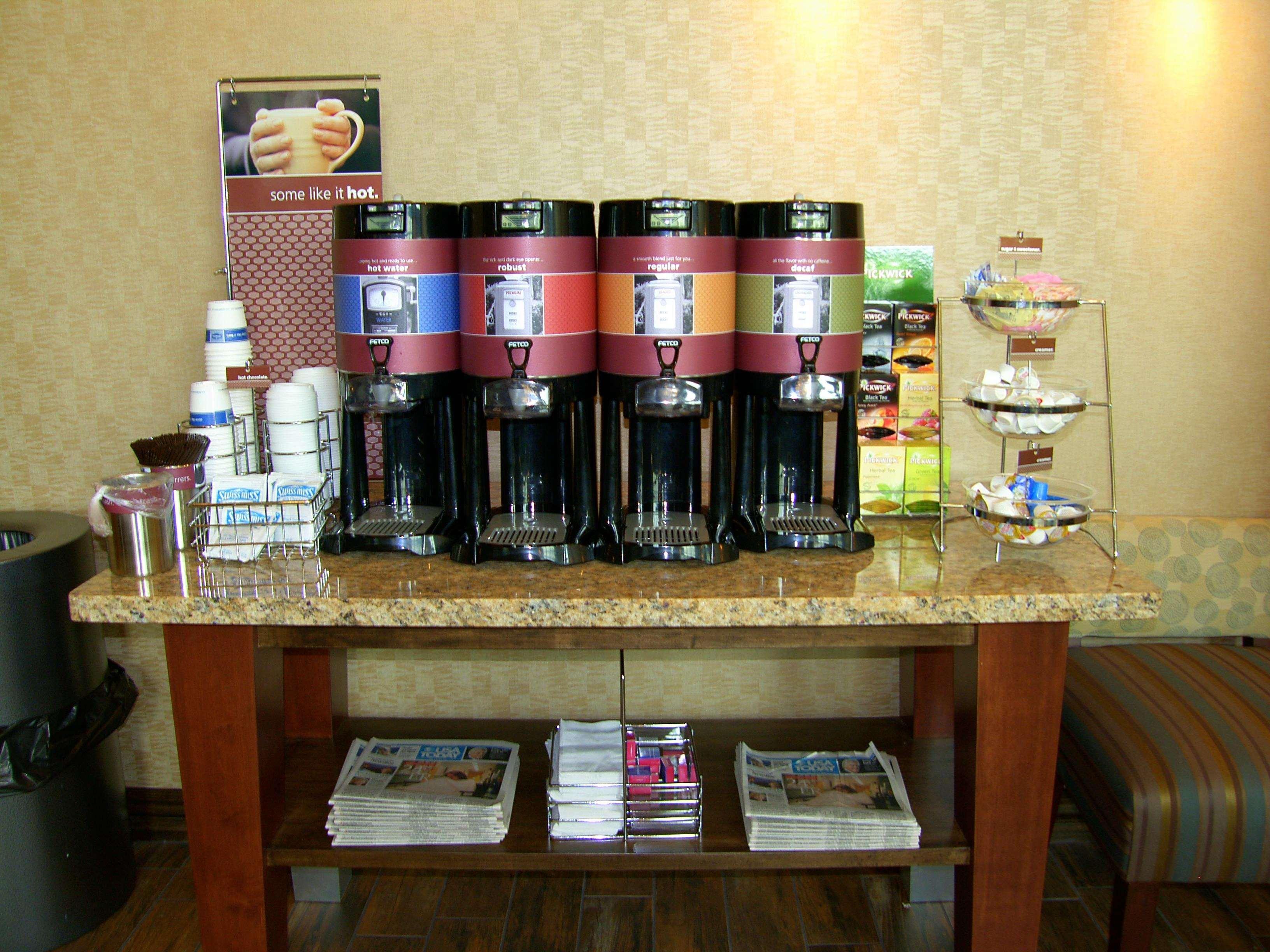 Hampton Inn And Suites - Lincoln Northeast Restaurant photo