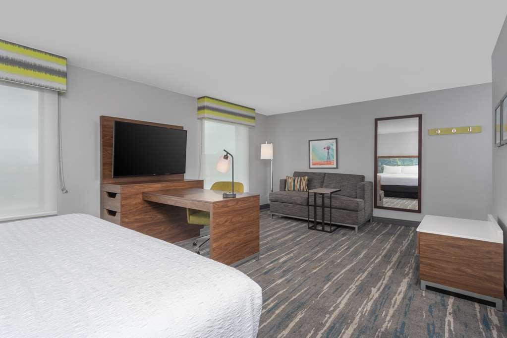 Hampton Inn And Suites - Lincoln Northeast Room photo